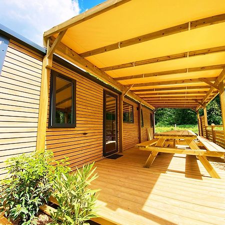 Camping Le Pre Des Moines Жувьё Экстерьер фото